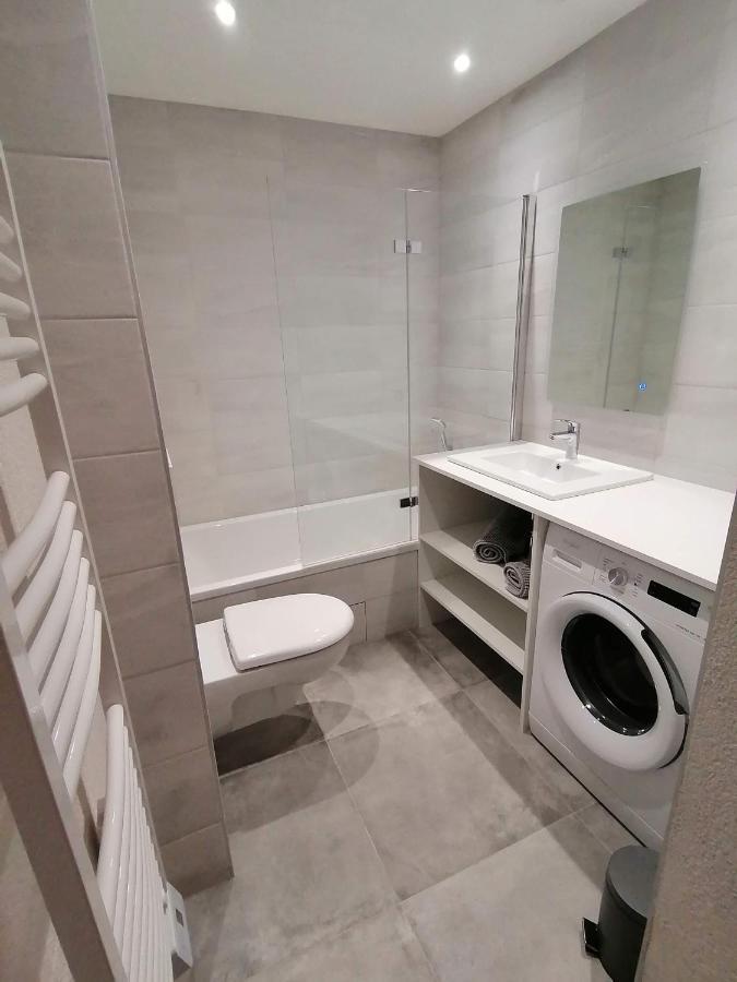 Chez Leon, Jacuzzi Et Sauna Des Le 1Er Septembre 2025 Samoens Luaran gambar