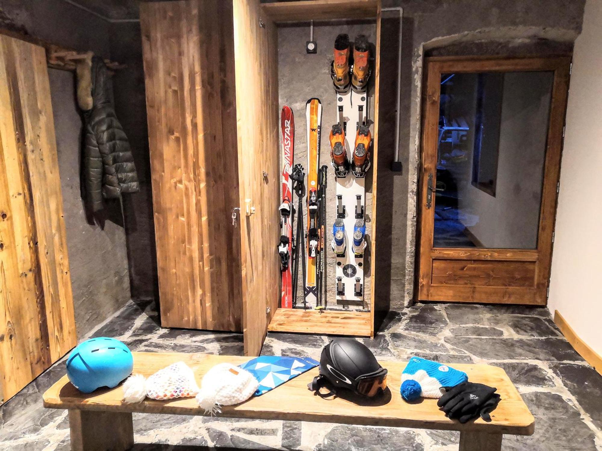 Chez Leon, Jacuzzi Et Sauna Des Le 1Er Septembre 2025 Samoens Luaran gambar